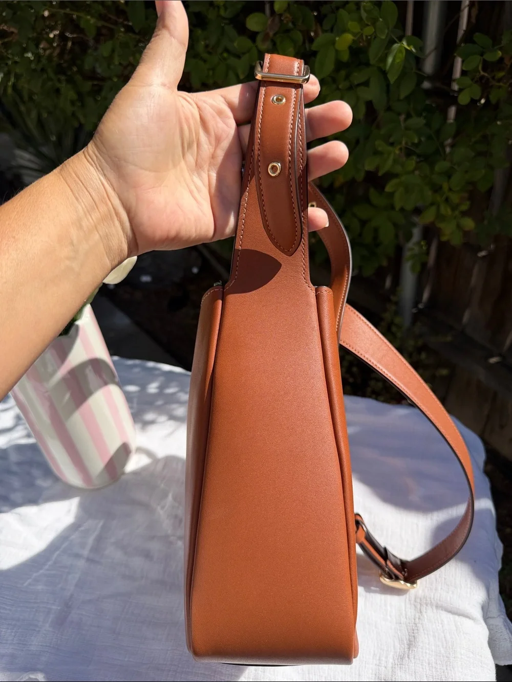 Coach Hadley Convertible Crossbody Bag.❤️